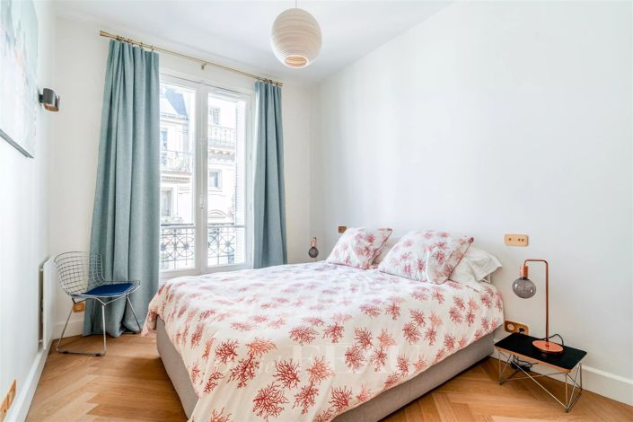 Image No.11-3 Bed Apartment for sale