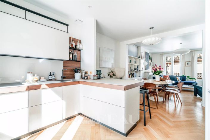 Image No.7-3 Bed Apartment for sale