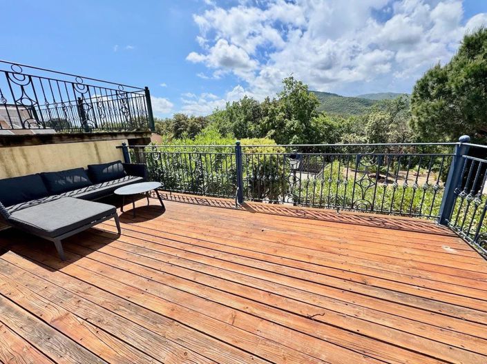 Image No.18-3 Bed House for sale