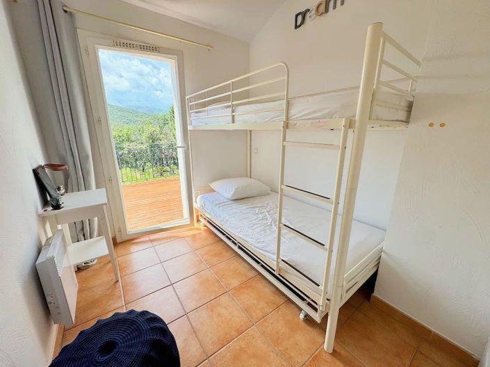 Image No.20-3 Bed House for sale