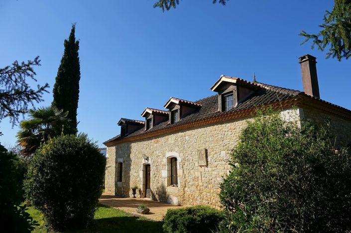 Image No.1-3 Bed House for sale