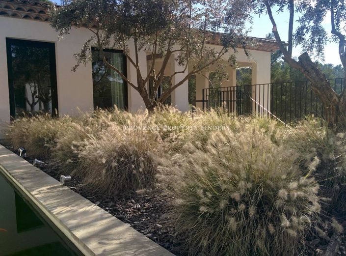 Image No.32-5 Bed House for sale