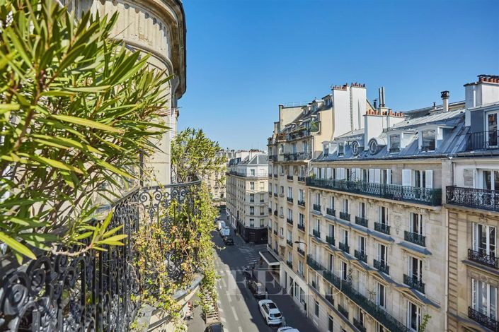 Image No.21-3 Bed Apartment for sale