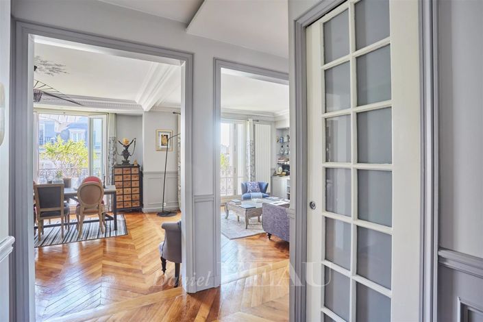 Image No.9-3 Bed Apartment for sale