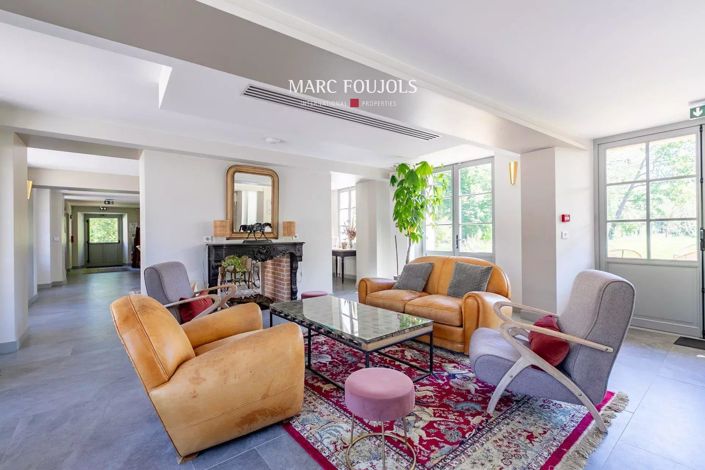 Image No.18-12 Bed House for sale