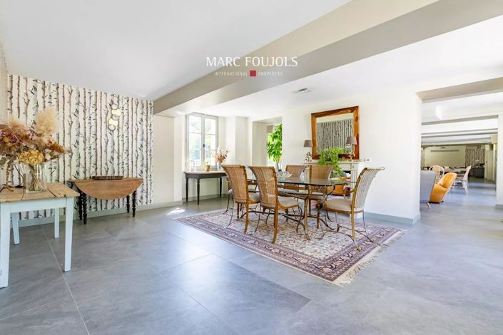 Image No.19-12 Bed House for sale