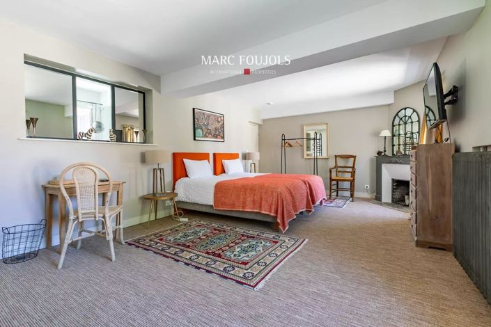 Image No.21-12 Bed House for sale