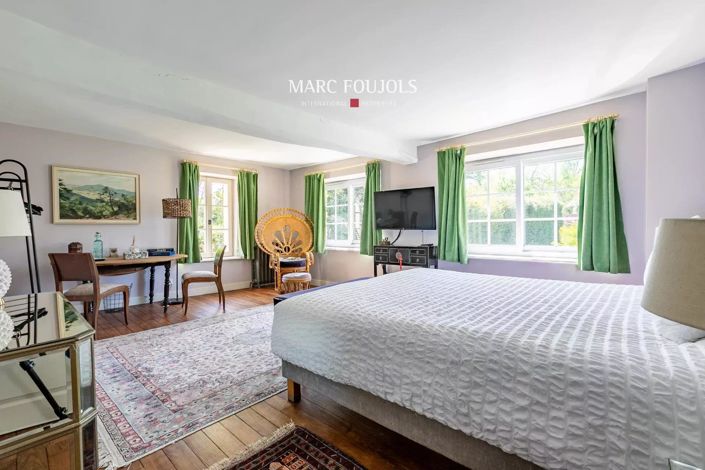 Image No.22-12 Bed House for sale