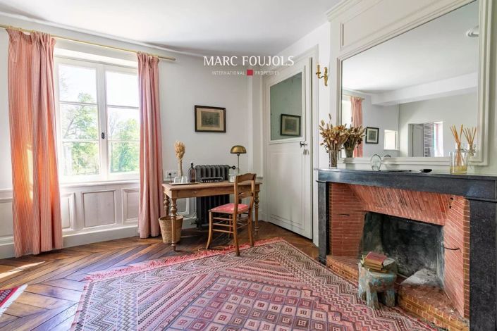 Image No.28-12 Bed House for sale