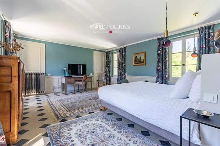 Image No.31-12 Bed House for sale