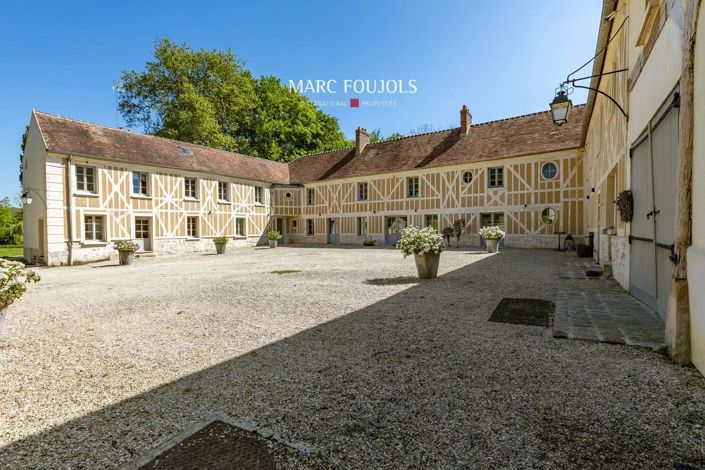 Image No.4-12 Bed House for sale