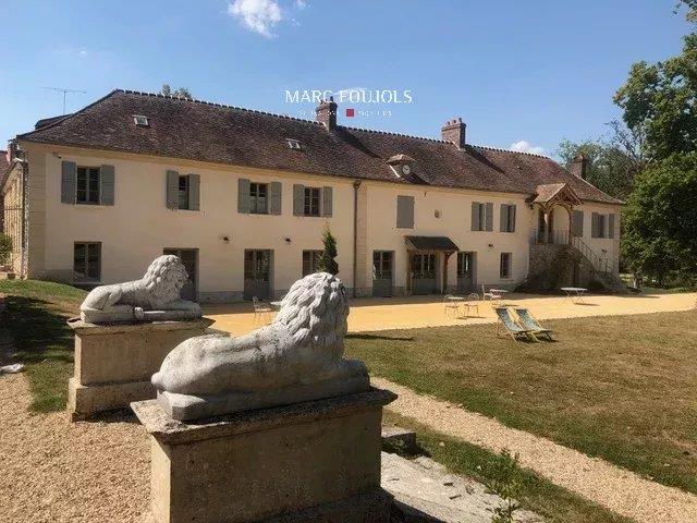 Image No.40-12 Bed House for sale