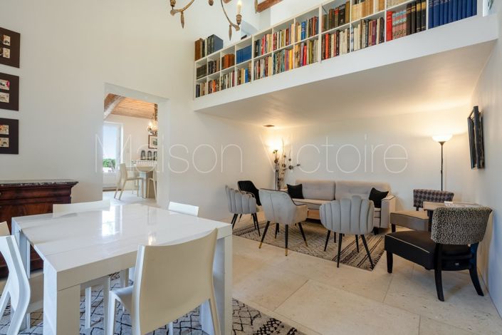 Image No.12-5 Bed House for sale