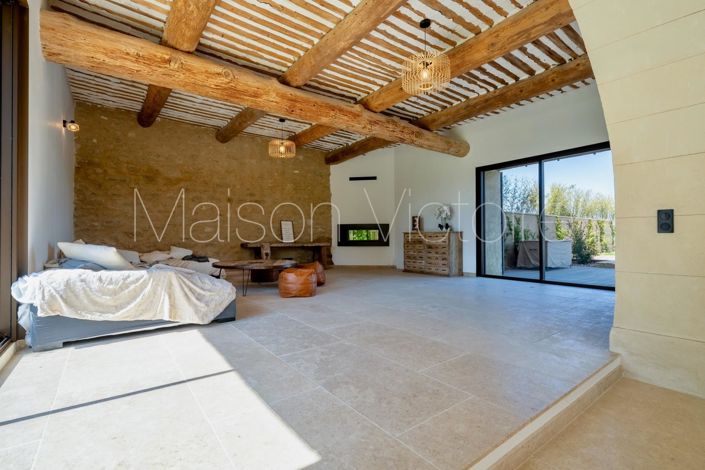 Image No.15-8 Bed House for sale