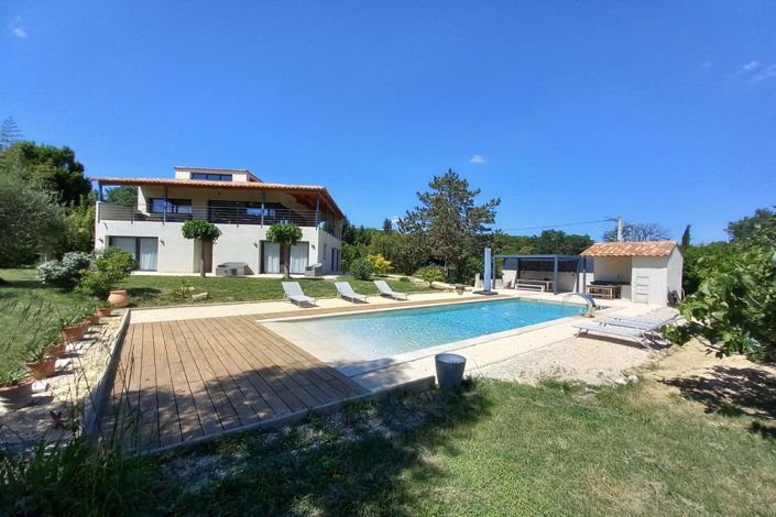 Image No.1-4 Bed House for sale