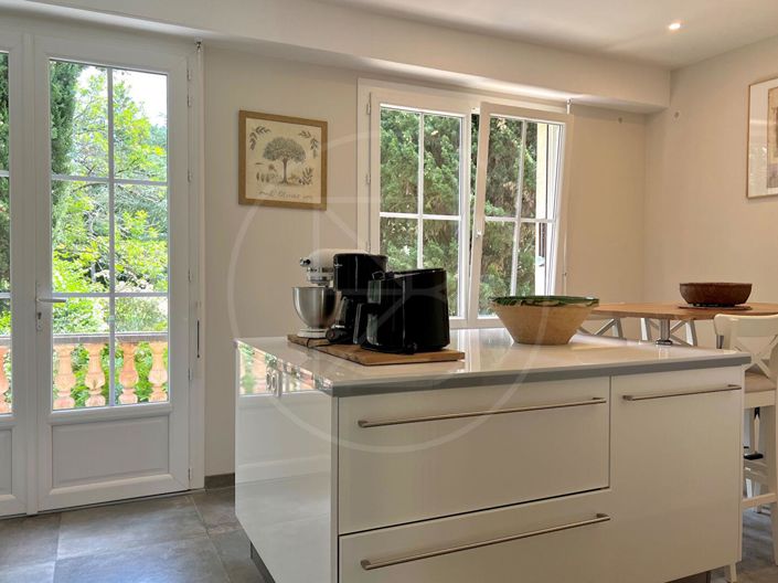 Image No.7-3 Bed House for sale