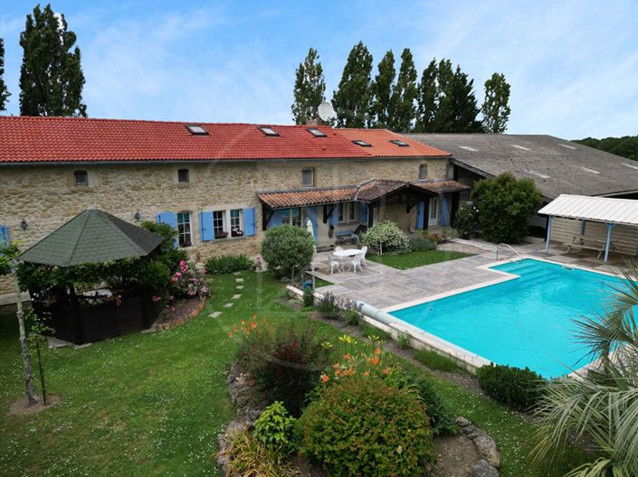 Image No.1-7 Bed House for sale