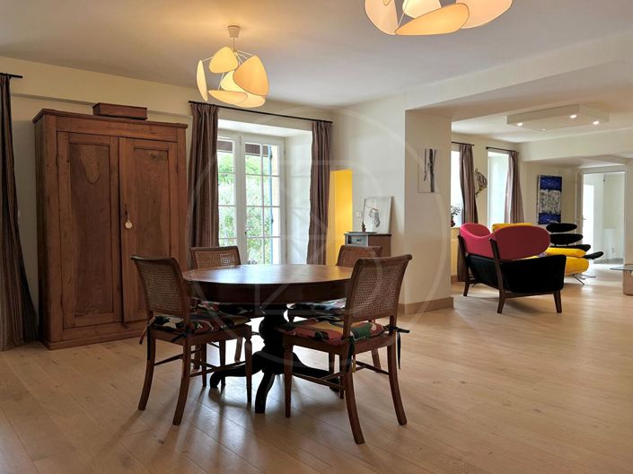 Image No.6-7 Bed House for sale