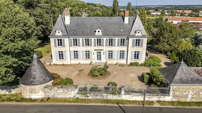 Image No.2-20 Bed House for sale