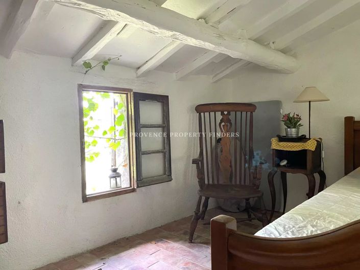 Image No.30-5 Bed House for sale