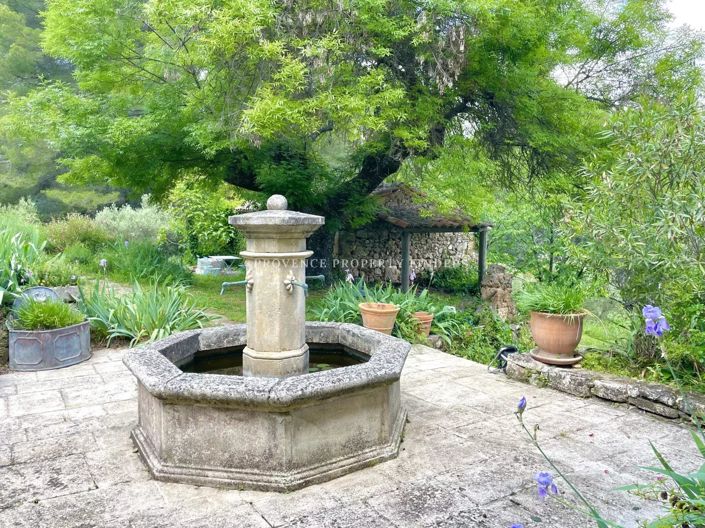 Image No.38-5 Bed House for sale