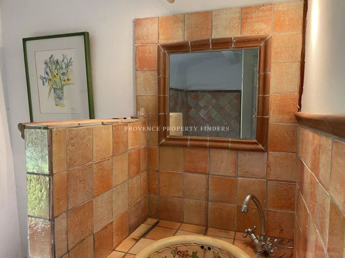 Image No.42-5 Bed House for sale