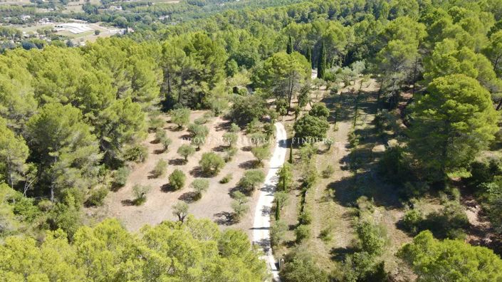 Image No.48-5 Bed House for sale