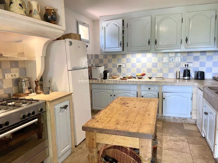 Image No.6-5 Bed House for sale