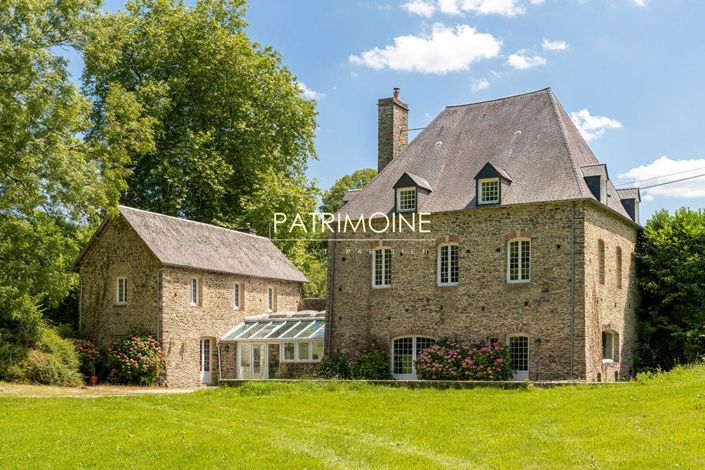 Image No.1-7 Bed Property for sale