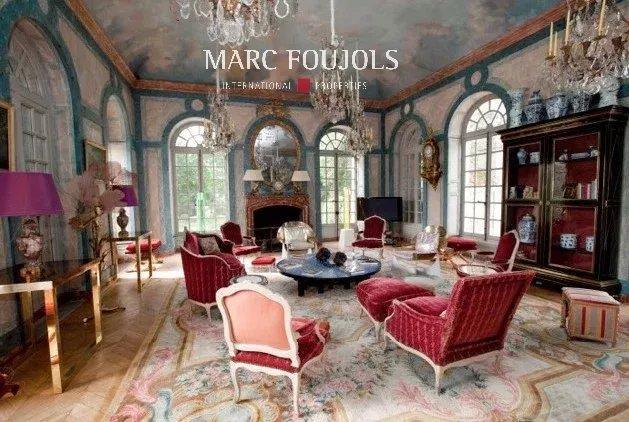 Image No.7-10 Bed House for sale