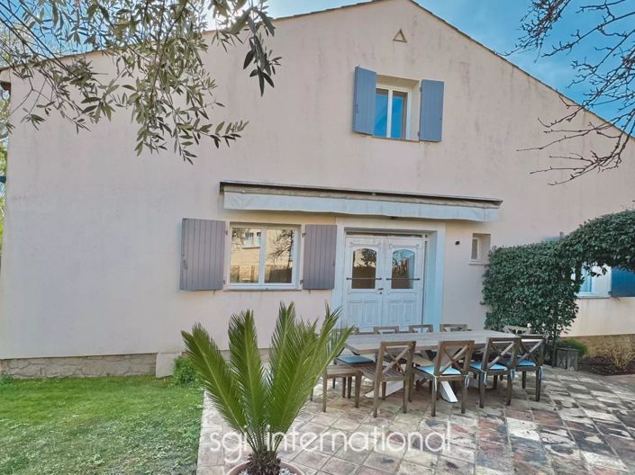 Image No.5-4 Bed House for sale