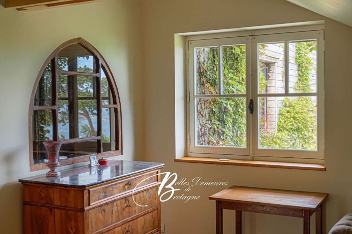 Image No.19-6 Bed House for sale