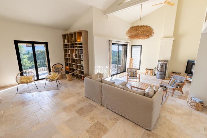 Image No.12-5 Bed House for sale