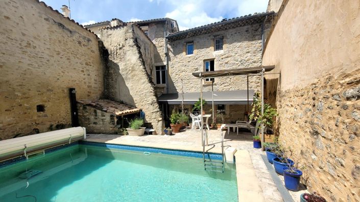 Image No.1-3 Bed House for sale