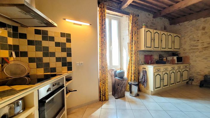 Image No.6-3 Bed House for sale