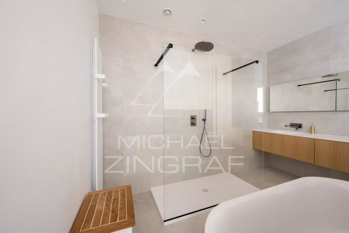 Image No.16-4 Bed House for sale