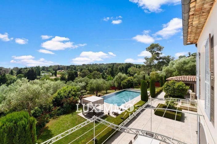 Image No.16-6 Bed House for sale