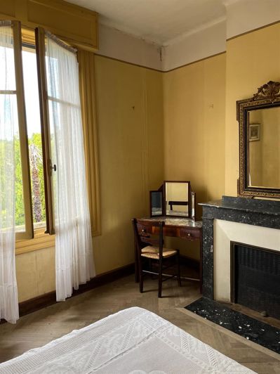 Image No.22-6 Bed House for sale