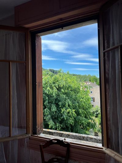 Image No.24-6 Bed House for sale