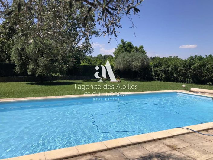 Image No.2-6 Bed House for sale