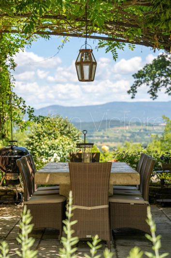 Image No.11-5 Bed House for sale