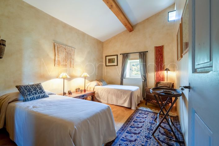 Image No.16-5 Bed House for sale