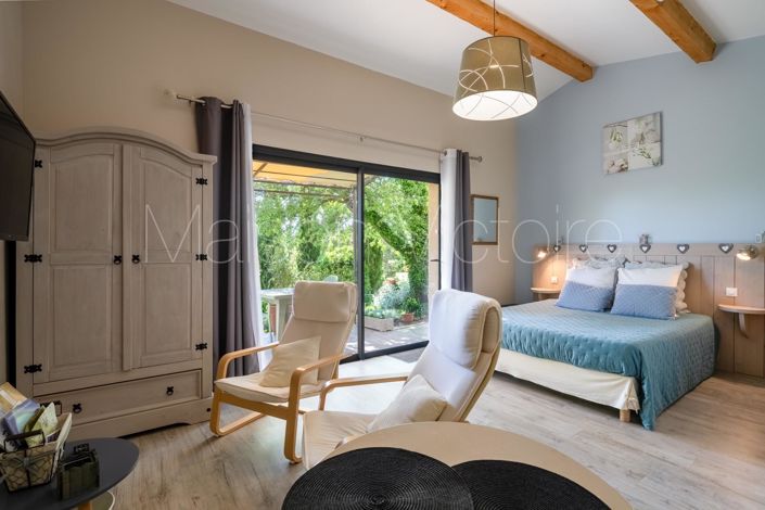 Image No.6-7 Bed House for sale