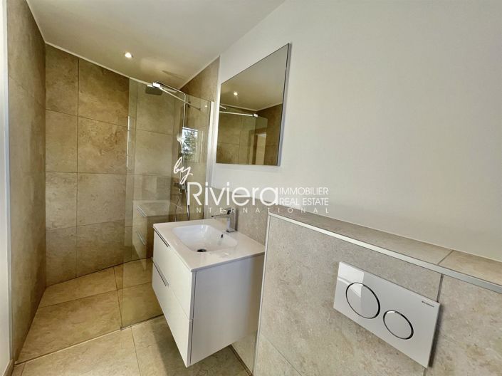 Image No.16-4 Bed House for sale