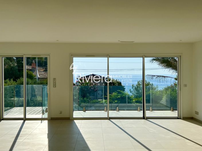 Image No.10-4 Bed House for sale