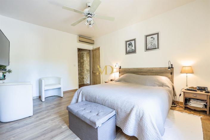 Image No.41-13 Bed House for sale