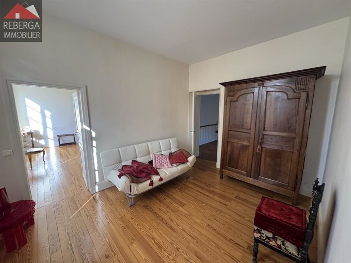 Image No.15-6 Bed House for sale