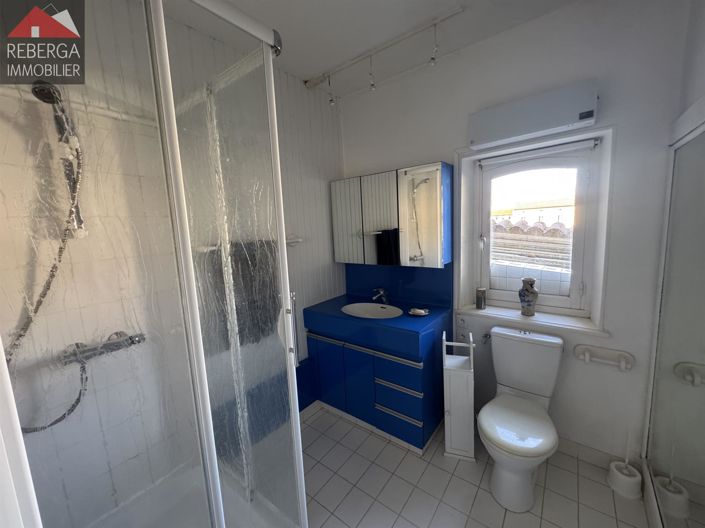 Image No.18-6 Bed House for sale