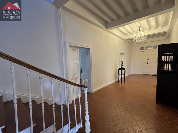 Image No.24-6 Bed House for sale