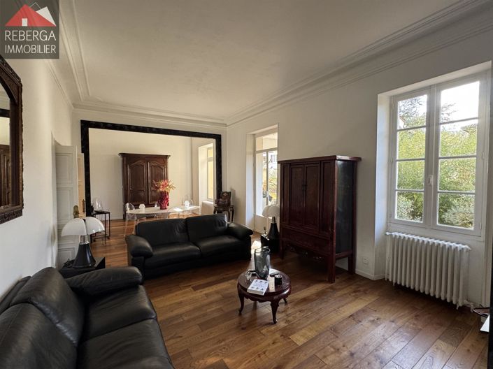 Image No.5-6 Bed House for sale